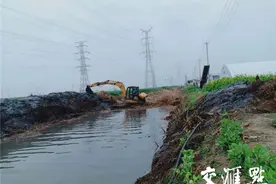 全覆盖全方位全天候整治，兴化荻垛镇向村级河道发起“总攻”图片