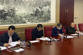核桃产业加工迈入4.0时代“政府+协会+企业”推动核桃产业高质量发展图片