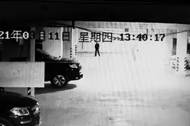 瓮安一群“熊孩子”出没，车主爱车“遭殃”图片