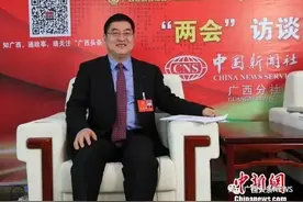 防城港市委书记李延强接棒韦韬，任北部湾港集团党委书记图片