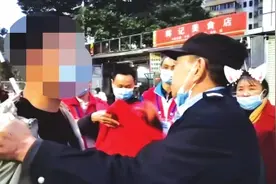 离散十三年今朝终还家 父子商丘老家相认 孩子14岁出走后曾被拐骗图片