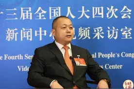 台湾青年想在解放军锻炼自己？台“国防部长”吓得话都说不利索了图片