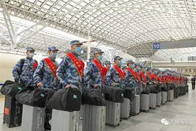 他们来了！海军首批春季新兵已入营图片