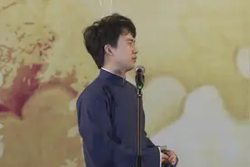 喜剧：郭麒麟当着全国粉丝面公布女朋友？还喊小名铁铁坦言同居了视频封面
