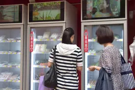 钱大妈布局无人货柜“菜吧”，瞄准买菜不方便的封闭小区图片