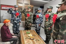 “草原母亲”都贵玛的眼泪图片