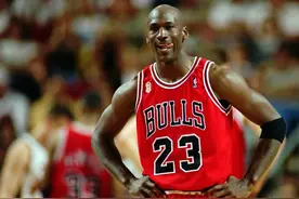 NBA季后赛场均得分排行 乔丹居首 前14名中7名现役球员图片