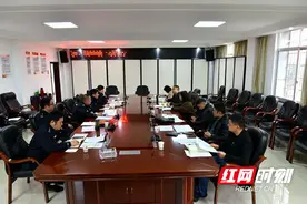 常德：城市共享电动自行车实行“一车一盔”安全管理图片