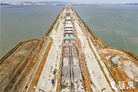 新进展！太湖隧道湖域段底板全部贯通，系国内在建最长水下高速公路隧道图片
