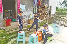 曾被寄予厚望，如今压力重重！村镇银行走到十字路口图片