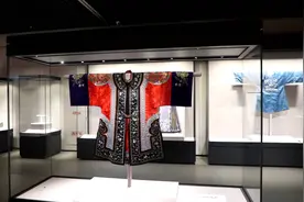 46秒丨孔府旧藏重现往日华丽 明代服装保护修复项目通过验收图片