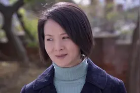 唐奶奶帮娇娇欺负着笑笑，等唐奶奶带娇娇回家后周兰才让笑笑回家视频封面