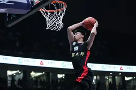 CBA全明星周末 | 张镇麟单项赛再出风头 张帆晋级3分球决赛图片