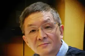 深圳出版业协会秘书长舒欣：站立是一道风景，坚守是一种担当图片