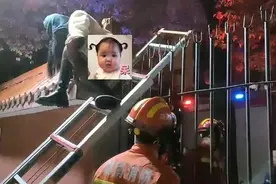 大写的尴尬！长沙女大学生凌晨翻墙回校，铁围栏扎进屁股……下不来了图片