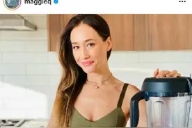 42岁Maggie Q近照曝光 魅惑一笑勾起青春回忆杀图片