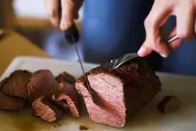 砧板用不对，细菌有千万！木砧板、竹砧板、塑料砧板，到底哪个更好？图片