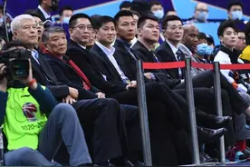 CBA全明星不只是张镇麟青春风暴，观众走进赛场已对外释放积极信号图片