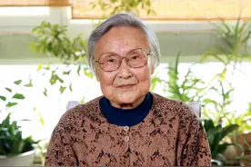 刘燕平，10岁被爱国将领父亲送到延安，后来把《兰花花》唱进了中南海图片
