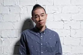 “鬼佬你仲以为120年前呀？”陈小春转发“两个辛丑年”对比图挺祖国，网友：太刚了春哥图片