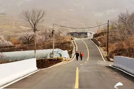 泰安省庄镇北部山区通了旅游观光路 9个山村“抱团”致富图片