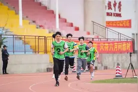惠城区中考体育开考 17000多名考生赴考图片