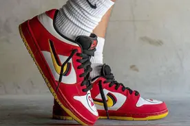 「25 周年」Dunk 曝光！特殊鞋舌 + 3D Swoosh，上脚不一般图片