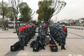向军营出发！荆州地区2021年春季征兵首批新兵启运图片