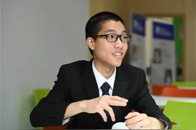 北大硕士回佛山当中学老师，“人尽其才”还是“大材小用”？图片