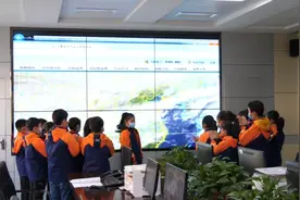 35秒丨滨州阳信小小气象播报员 走进梨园大自然图片