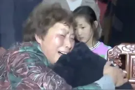 安庆一男子3岁买烧饼时被拐卖 31年后终于和父母团聚图片