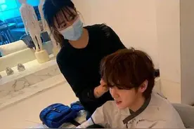 鹿晗做造型照片曝光 眼神深邃嘴角微扬尽显帅气图片