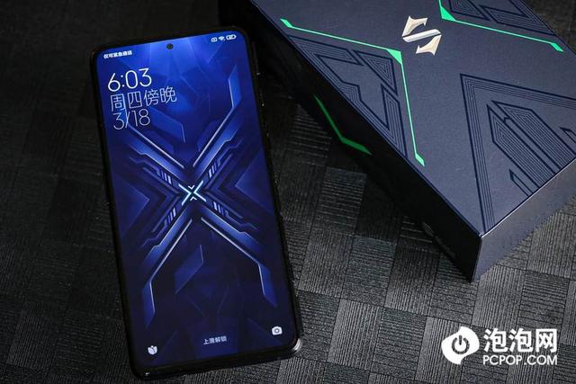 强劲性能操控更精准 黑鲨4 Pro评测