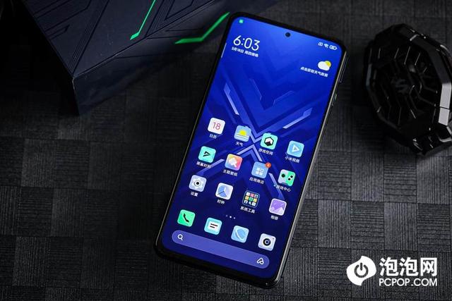 强劲性能操控更精准 黑鲨4 Pro评测