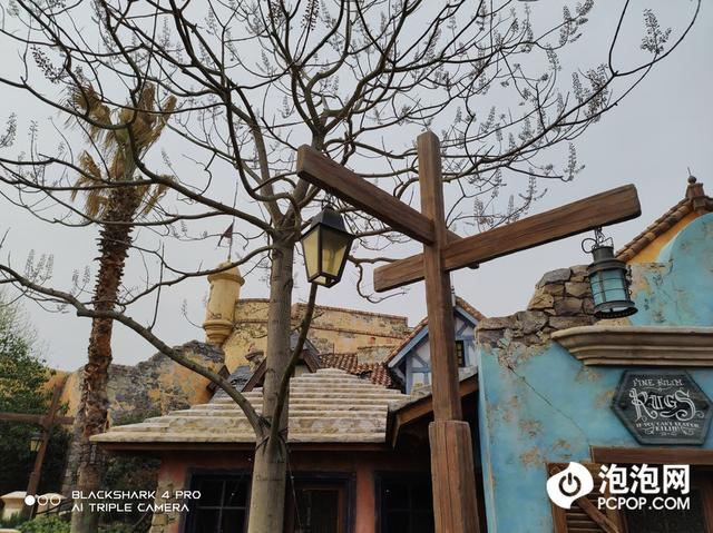 强劲性能操控更精准 黑鲨4 Pro评测