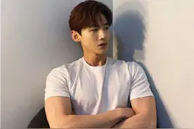 白敬亭不理解被称为“老婆”自曝有办法处理留言图片