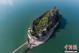 重庆忠县擦亮生态基色 筑美三峡库心“江中盆景”图片