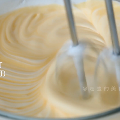 梦幻小蓝花奶油蛋糕