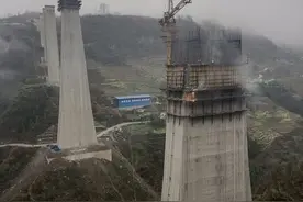 中铁十九局：为打通“致富路”在大战大考中日夜奋战图片