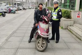 长沙首例！男子无证驾驶电动摩托车被拘留，电单车和电摩一定要分清图片