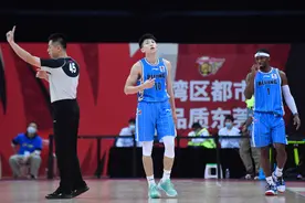 篮球——CBA第四阶段：广东东莞大益胜北京首钢图片