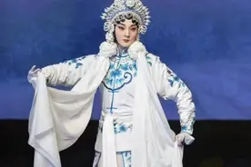 张火丁学生李林晓将办京剧专场，再演程派名剧《白蛇传》图片