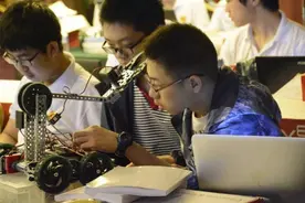 2亿美元，少儿编程行业最大笔融资！三资本巨头领投这个公司图片