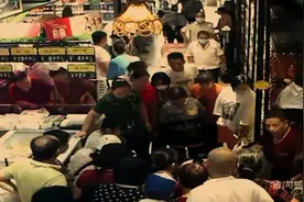 新华全媒+丨老人超市拿鸡蛋被拦猝死案二审维持原判：超市不赔图片
