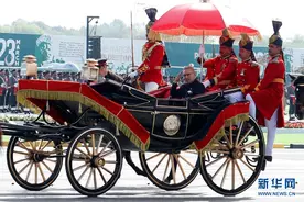 巴基斯坦举行阅兵式庆祝“巴基斯坦日”图片