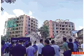 封存违建趁夜开工 塘厦城管介入喊停图片