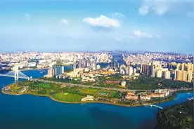 海南建省 潮涌南海图片