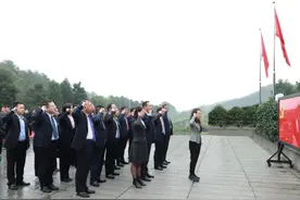 学习百年党史 汲取奋进力量——恒丰银行在湘鄂开展党史学习教育活动图片