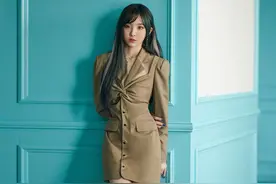 郑乃馨曝光全新大片 漫画少女风十足 眼妆如洒“钻石泪”图片