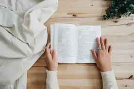 一课译词：以己度人图片